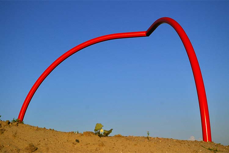 Lucien den Arend - rood stalen beeld in Rhoon, Albrandswaard