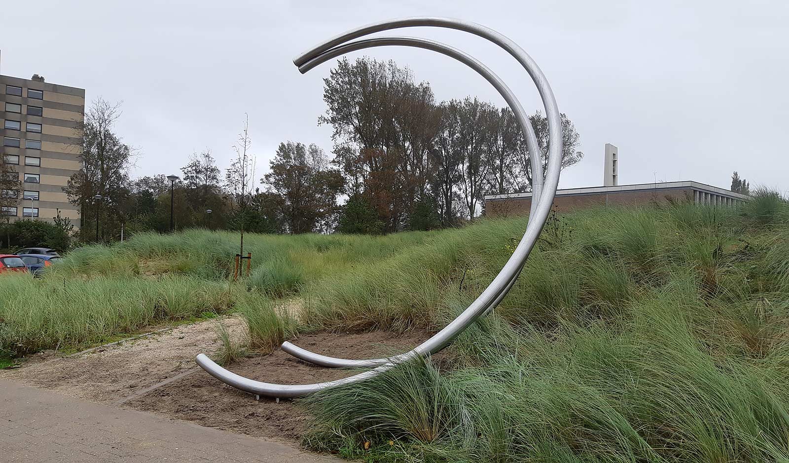 rvs beeld "golf", Katwijk aan Zee.