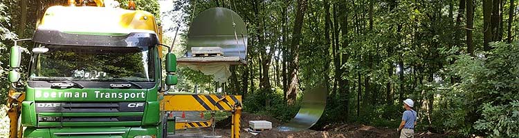 een cort-ten stalen dubbel beeld van Lucien den Arend geplaatst in OPAM - Beeldenpark Drechtoevers.