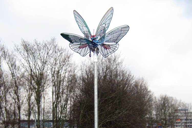 Een beeld van Georgi Chapkanov voor Beeldenpark Drechtoevers gerestaureerd en herplaatst.