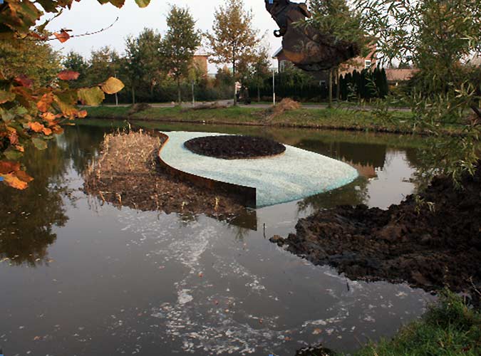 Tol Eiland te Vleuten (Utrecht) van Beeldend kunstenaar Paul De Kort - beelden uitgevoerd door Segno d'Arte